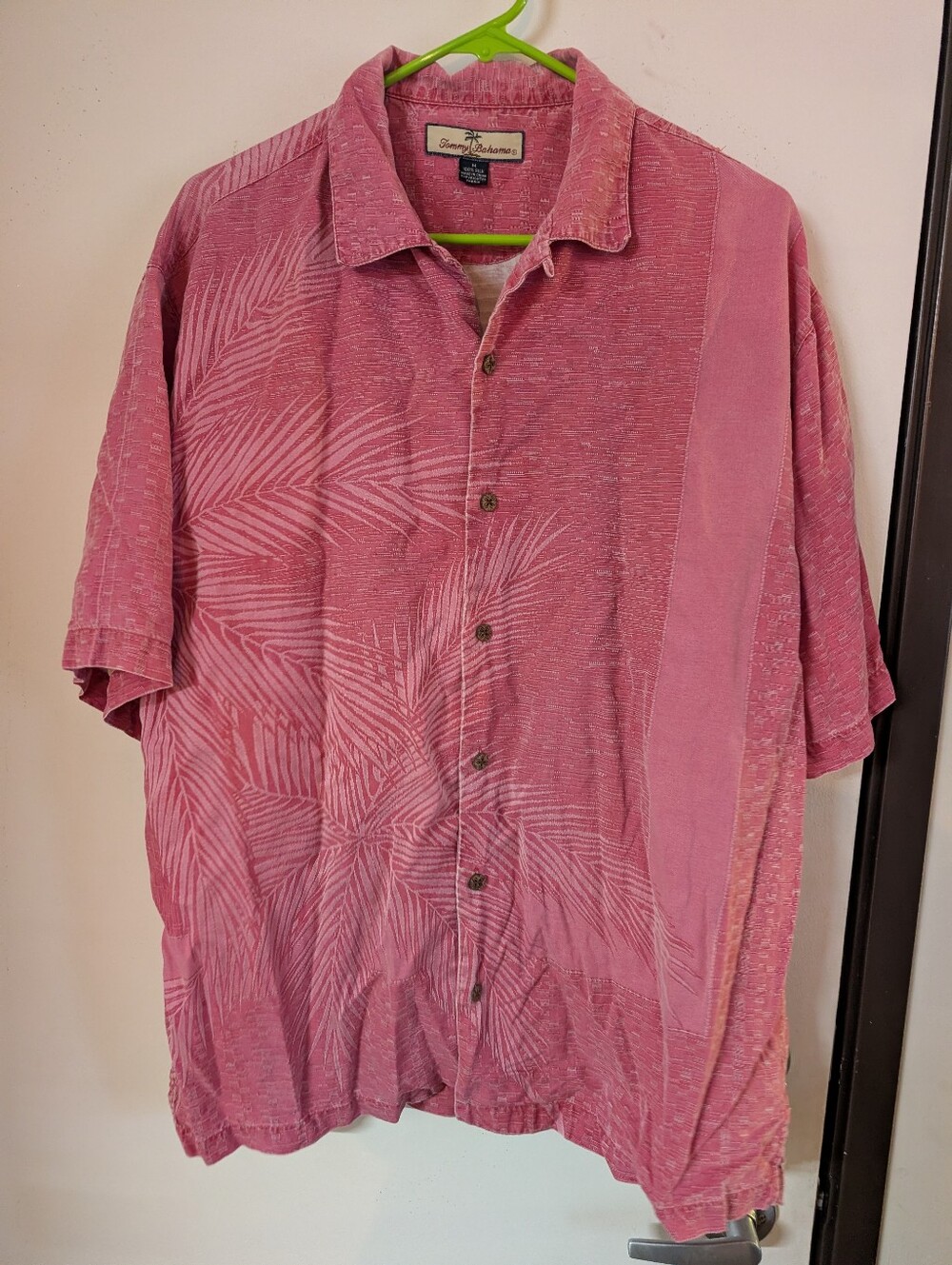 100% Silk Tommy Bahama Men's Rose Pink Tropical Palm Shirt